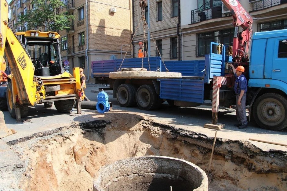 В центре города заменили аварийный участок почти 70-летнего водопровода