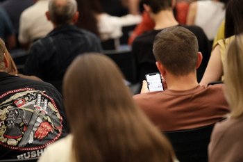 Каждый восьмой россиянин пострадал от взлома аккаунтов в соцсетях