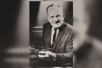 Мейндерт Де Йонг: «Я пишу детские книги… и не голодаю»