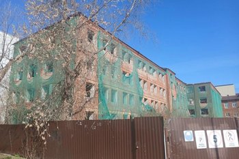 В Казани проведут совместную реконструкцию двух заброшенных зданий на ул. Шмидта