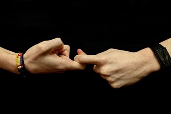 Искусственный интеллект научился языку жестов