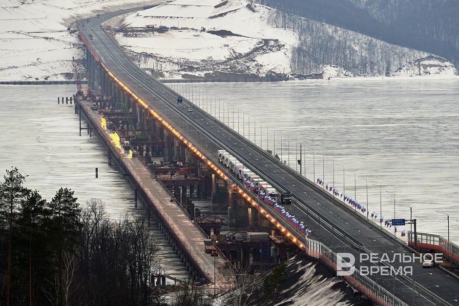 На трассе М-12 в сторону Казани ограничили движение