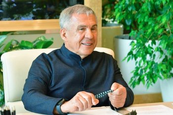 Рустам Минниханов поручил обеспечить готовность школ к новому учебному году