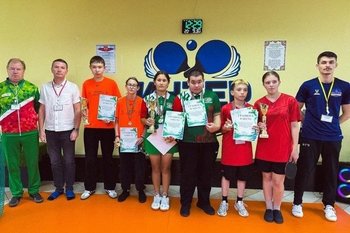 Банк ЗЕНИТ поддержал республиканский турнир по настольному теннису