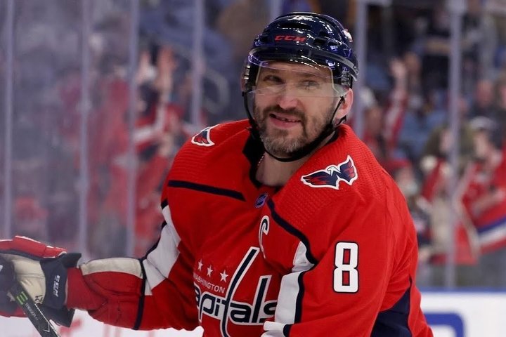 Александр Овечкин стал послом международного музыкального конкурса «Интервидение»