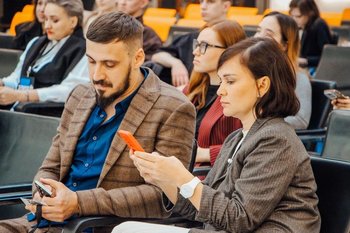 В МВД предупредили, что потеря связи может быть признаком SIM-swap-мошенничества