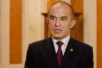 «Дал взятку 21 млн и получил «кешбэком» 12,5 млн?»: как Энгель Фаттахов отбивается от обвинений в коррупции