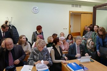 Аншлаг адвокатов в казанском суде: стартовал процесс по делу блогера Сираджи и юриста Барлевой