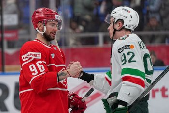 Экс-форвард «Ак Барса» Бурмистров подпишет контракт с «Куньлунем»