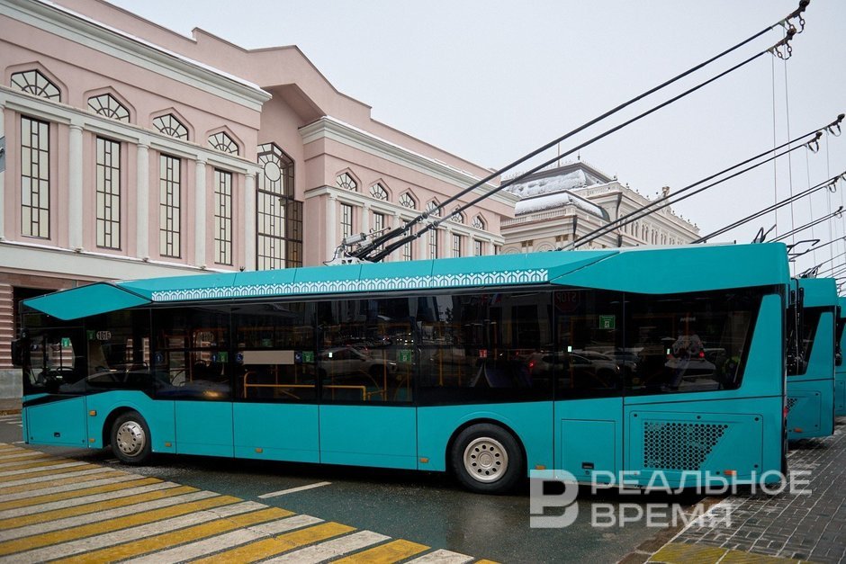В Казани остановлено движение пяти троллейбусных маршрутов из‑за аварии