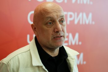 Писатель Захар Прилепин вернется в зону СВО