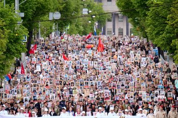 «Как будто в мае 1945-го»: «Бессмертный полк» шагает по Казани