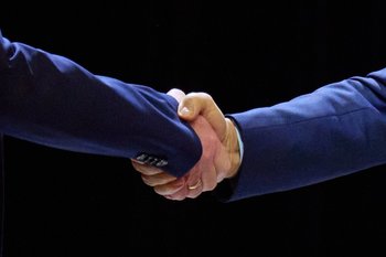 Депутат Госдумы рассказал, кто заинтересован в завершении конфликта на Украине