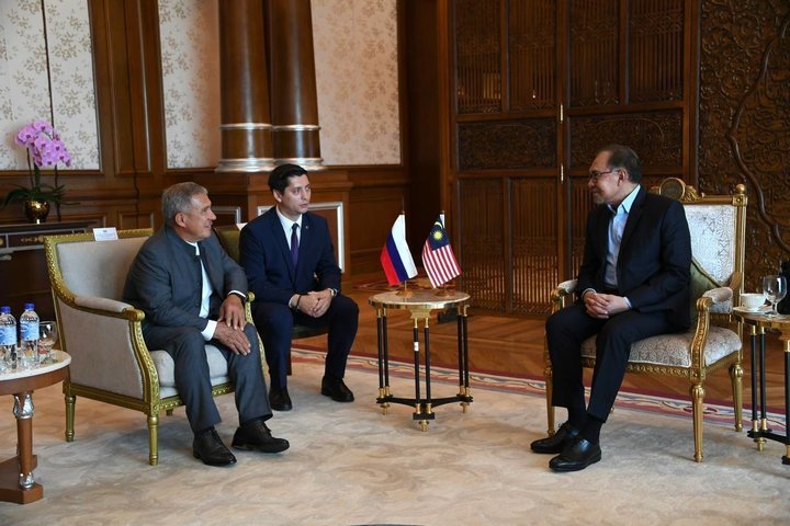 Татарстан договорился о реализации местной халяль продукции в Малайзии