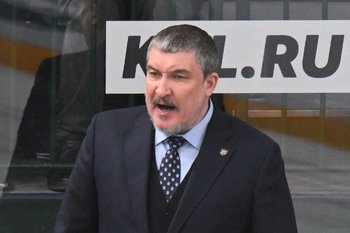 Сын главного тренера «Ак Барса» продлил контракт с клубом до 2028 года
