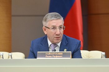 Президент России наградил министра финансов Татарстана орденом Дружбы