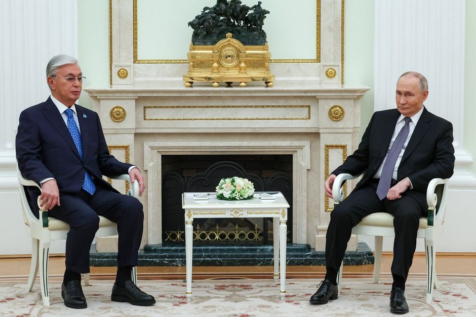 Путин принял приглашение Токаева посетить Казахстан