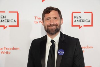Писатель и ветеран морской пехоты Фил Клей возглавил PEN America на фоне споров о свободе слова