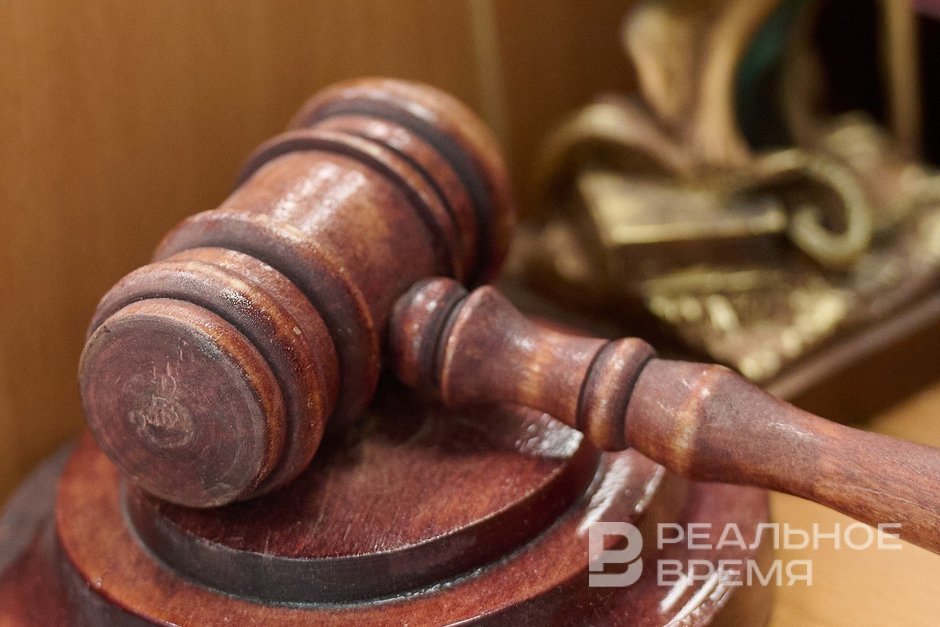 В Елабуге осудили двух человек за незаконную регистрацию 12 мигрантов