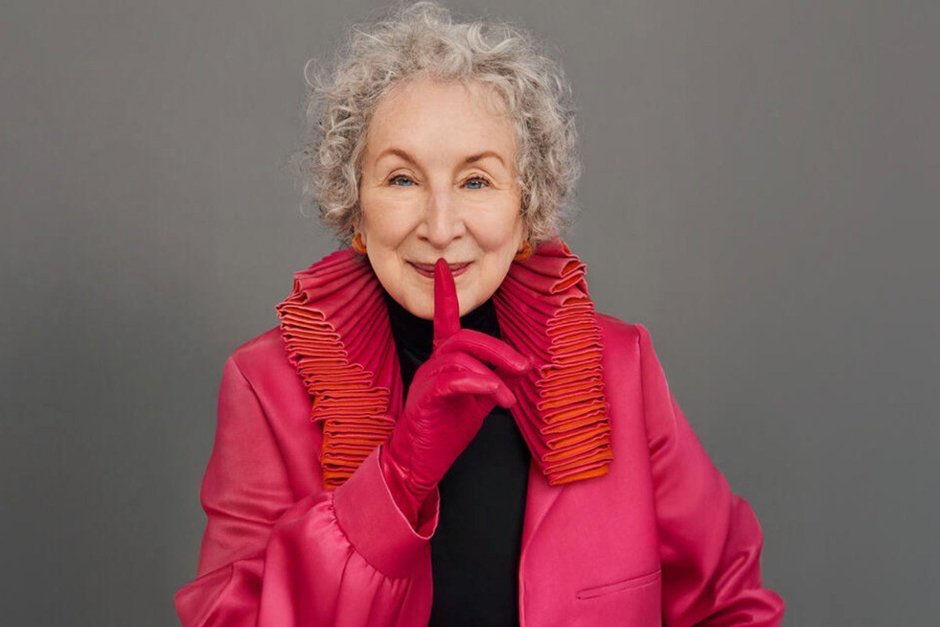 Маргарет Этвуд — о «Рассказе служанки», диктатурах и о самом непристойном занятии