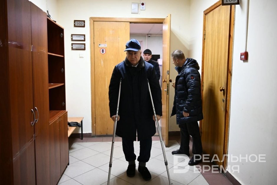 Роберт Мусин пришел в суд Казани на пересмотр ходатайства о своей вольной