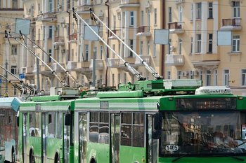 В Казани повреждена контактная сеть — остановлены трамваи №1, 6 и троллейбус №13