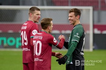 Смолову грозит до трех лет по уголовному делу после драки в «Кофемании»