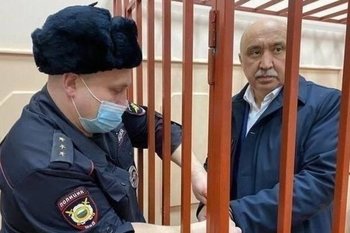 В колонию — на 22 года с исками на 60 млн: в Москве огласили приговор экс-ректору КФУ Ильшату Гафурову