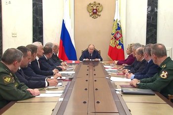Путин поручил МИД, Минобороны и спецслужбам проработать план ядерных испытаний
