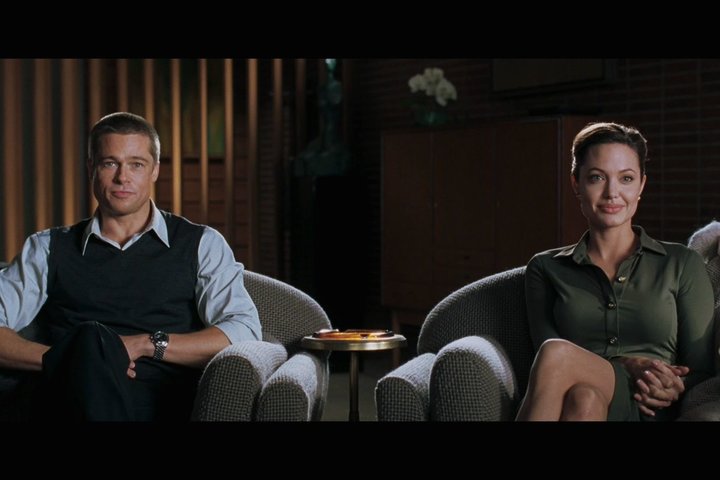 Брэд Питт и Анджелина Джоли завершили развод после восьми лет разбирательств