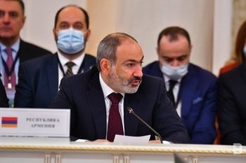 Пашинян заявил о намерении лично возглавить движение против армянской церкви