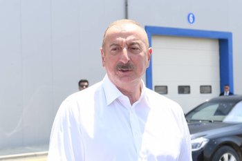 Азербайджан выводит дипломатов из Ирана после атаки дронов на Нахичевань