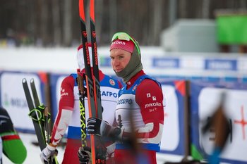 Татарстанский лыжник Большунов обвинил FIS в создании комфортных условий для побед Клебо