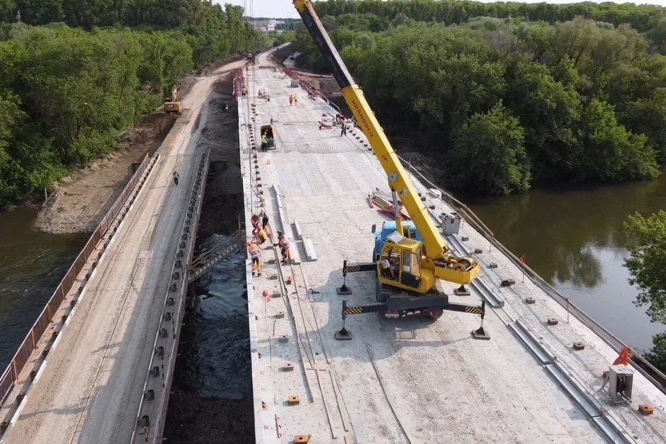 На границе Татарстана и Башкортостана открыли реконструированный мост через реку Ик