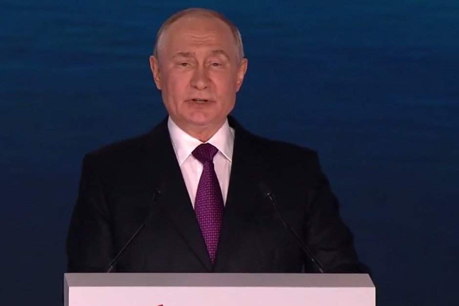 Стартовало пленарное заседание ВЭФ с участием Владимира Путина