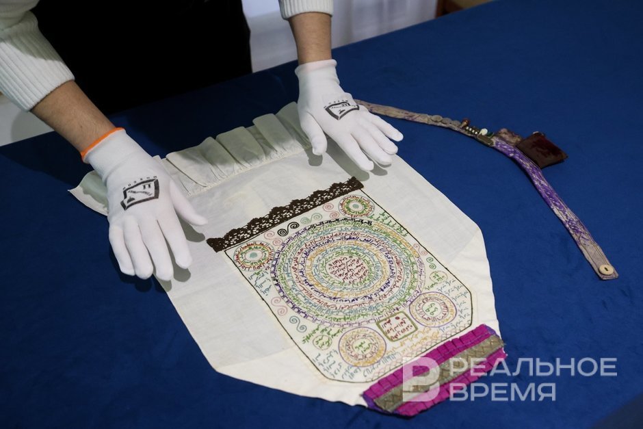 Эстампажи, обереги и посохи: в Национальном музее РТ показали сокровища из фондов