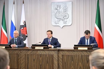 За год от жителей Казани поступило 82 тысячи обращений в мэрию