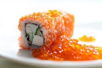 Заведение «Роллар» довело до больницы 23 человека: управляющую ждет суд за сальмонеллез