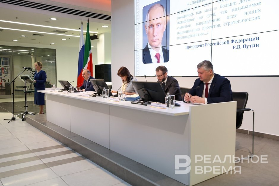 Офлайн-свидания в вузах и колледжах, рост числа браков впервые за три года: ЗАГС подвел итоги 2025-го