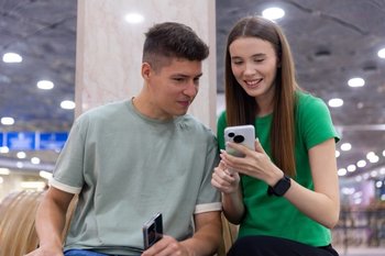 МегаФон стирает границы: в МегаСемью можно добавить близких со всей страны