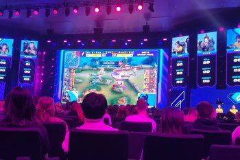 В Казани начался финал турнира по дисциплине MLBB (Mobile legends bang bang)