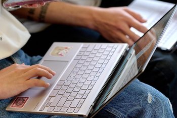 InfoWatch и «МойОфис» интегрировали защиту данных в мессенджер Squadus