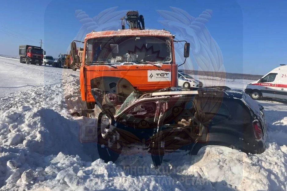 В Альметьевском районе женщина погибла в ДТП с КАМАЗом