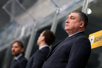 Тренер «Ак Барса» Гатиятулин объяснил причины серии поражений в КХЛ