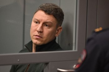 «К позиции потерпевших — отнестись критически»: прокуратура просит посадить экс-главу КирМоса на 8 лет