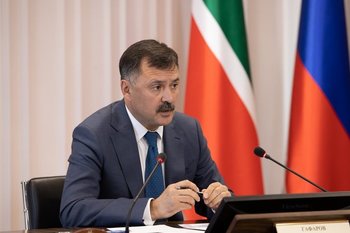 Руководитель исполкома Казани Рустем Гафаров награжден орденом Дружбы