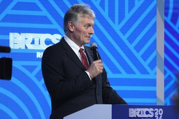 Путин в шутку назвал Пескова лентяем по итогам визита в Китай