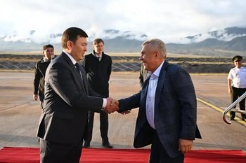 Минниханов прибыл в Чолпон-Ату