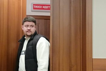 Экс-водитель бывшего главы КирМоса рассказал суду, как шеф подарил ему десятки тысяч рублей