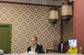 «Специалисты сервиса и туризма могут начинать карьеру с дохода в 50–60 тыс. рублей»
